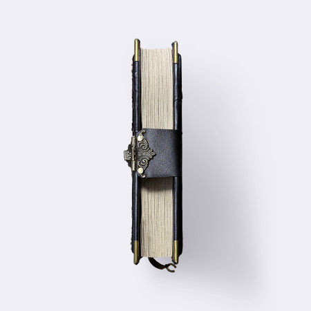 Gparfums Grimoire (Collector’s edition)